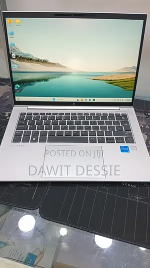 New Laptop HP EliteBook 840 G10 8GB Intel Core i5 SSD 512GB