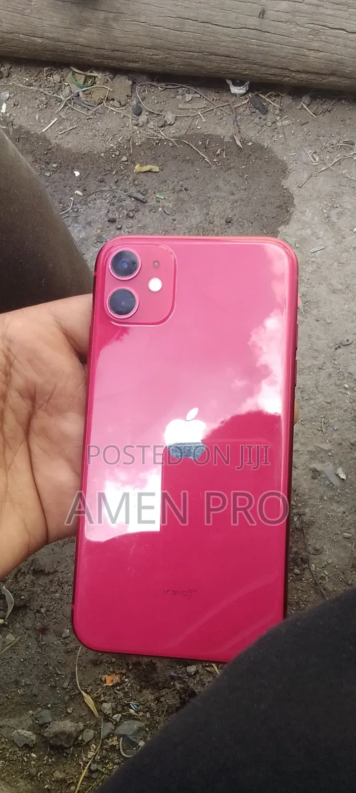 Apple iPhone 11 64 GB Red