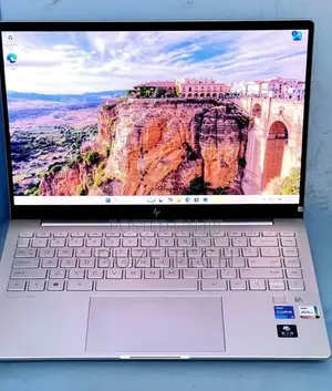 New Laptop HP Pavilion 15 16GB Intel Core i5 SSD 1T