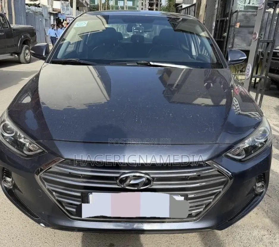 Hyundai Avante 2017 Blue