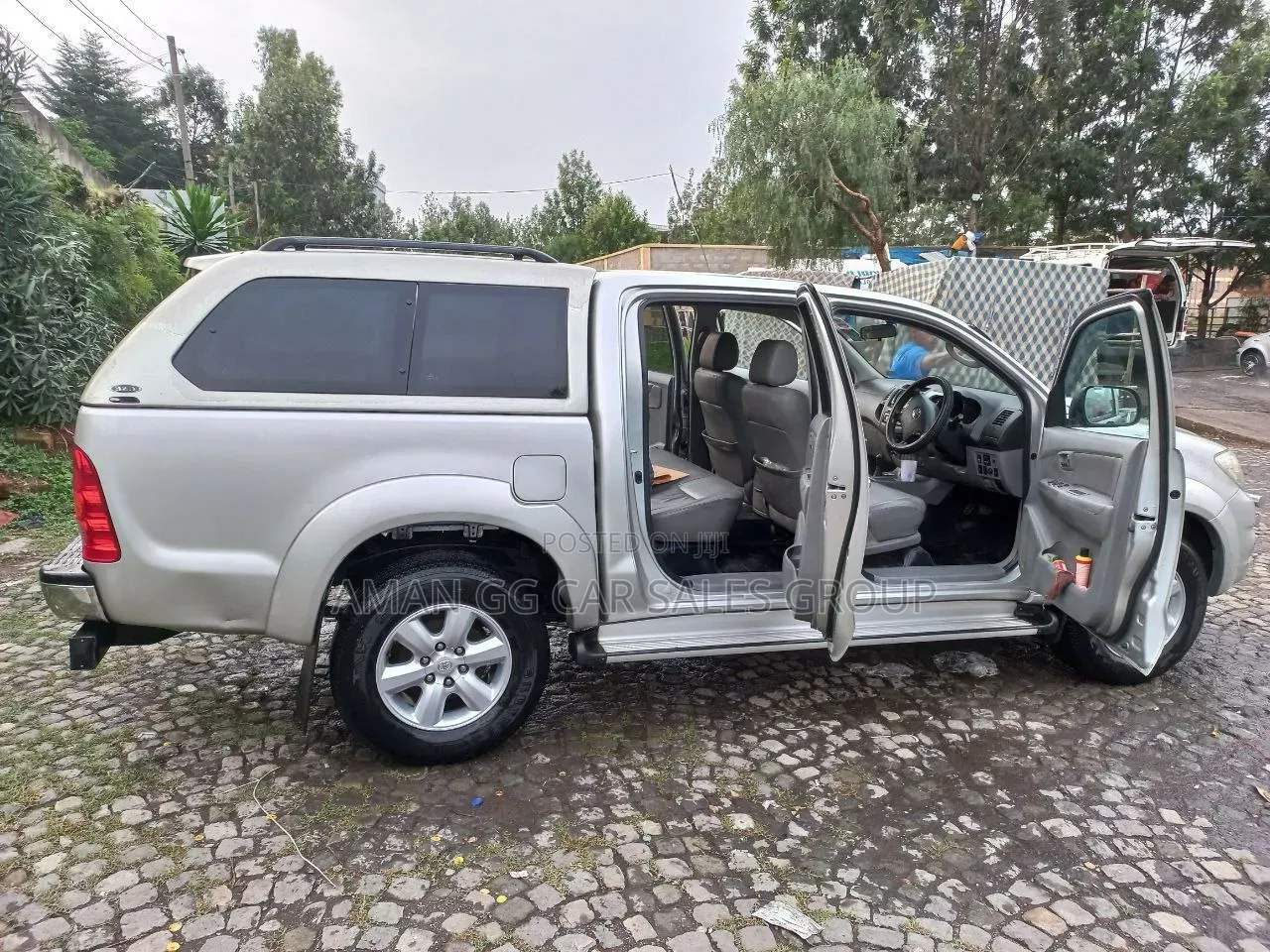 Toyota Hilux 2010 Silver