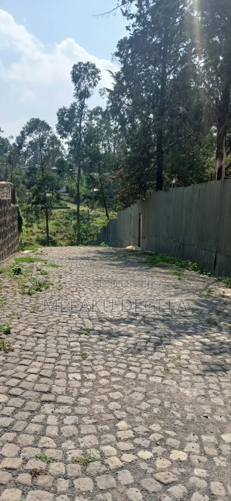 2bdrm House in የአየር ጤናው ካራ ቆሬ, Kolfe Keranio for Sale