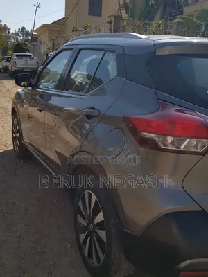 Nissan Kicks 2018 Gray