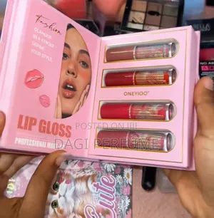 All in One Makeup Book