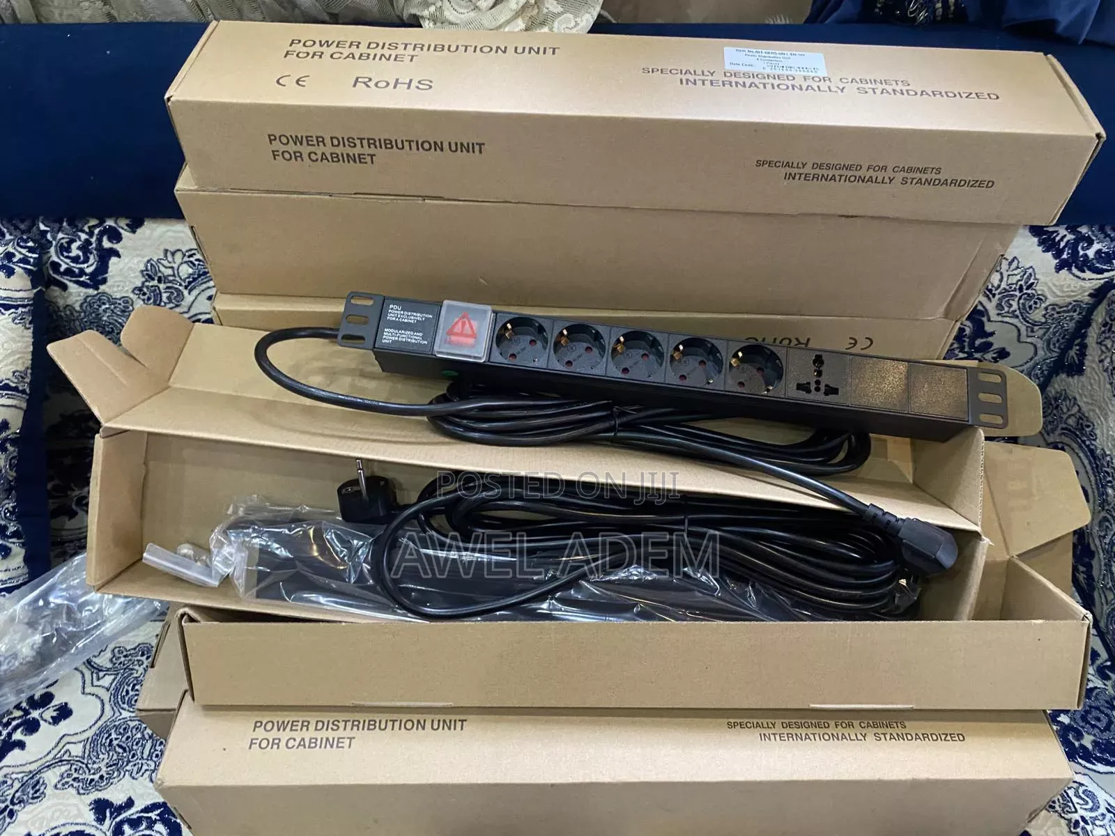 Pdu Power Distribution Network Cabinet Standardized