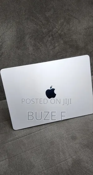 New Laptop Apple MacBook Air 2025 M4 16GB Apple M4 SSD 256GB