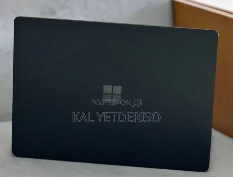 New Laptop Microsoft Surface Laptop 4 16GB Intel Core i7 SSD 256GB