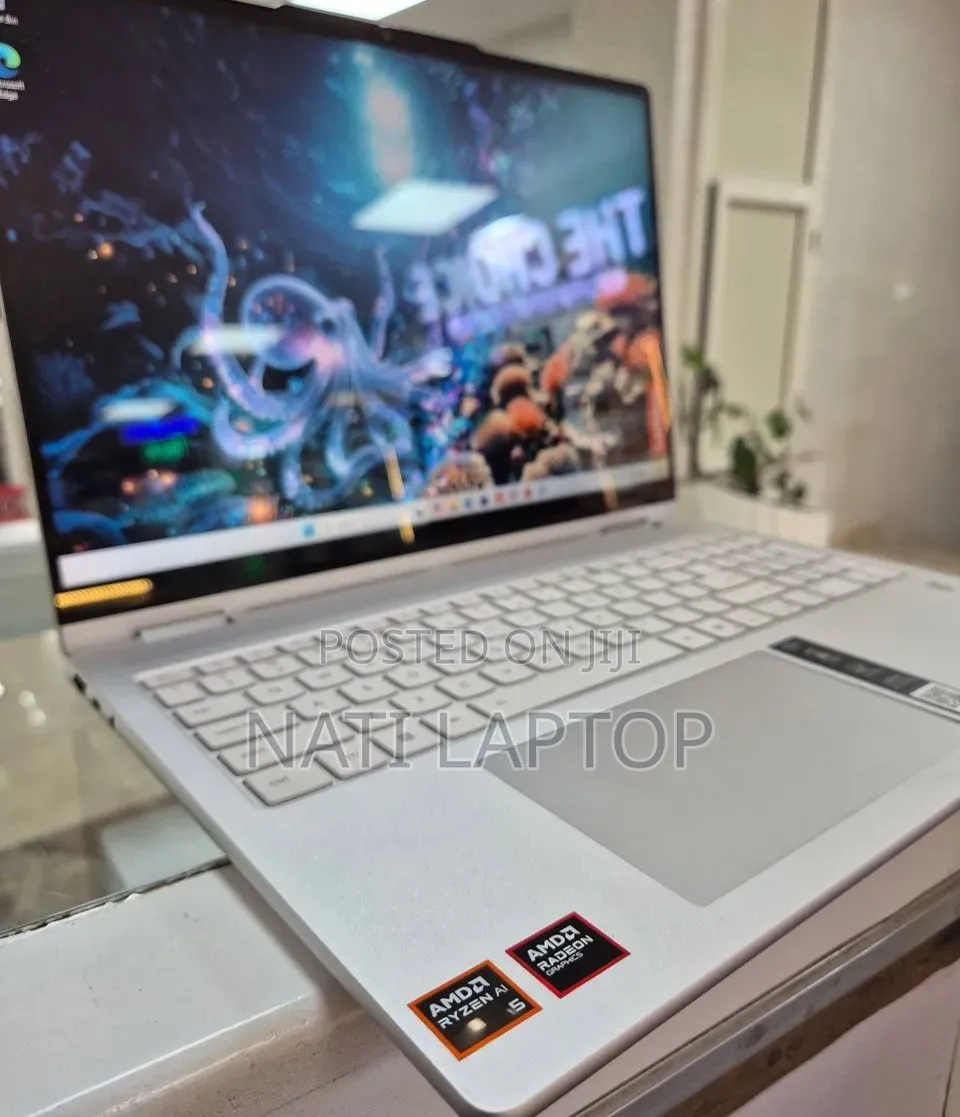 New Laptop Lenovo 16GB AMD Ryzen 5 SSD 512GB