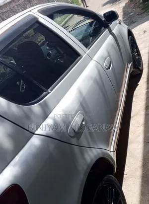 Toyota Vitz 2004 Silver