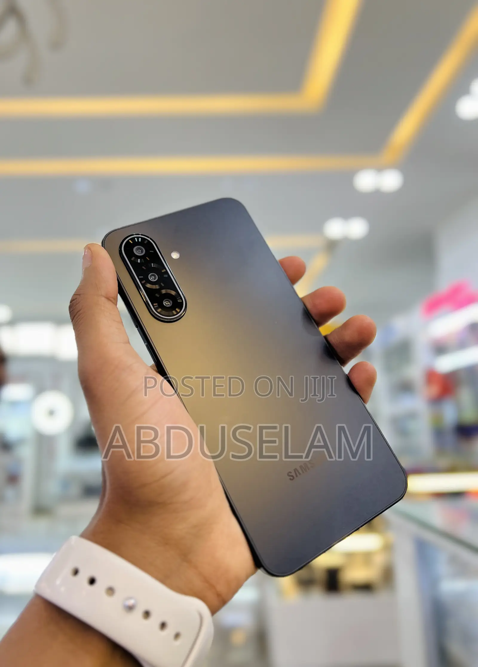 New Samsung Galaxy A17 5G 256 GB
