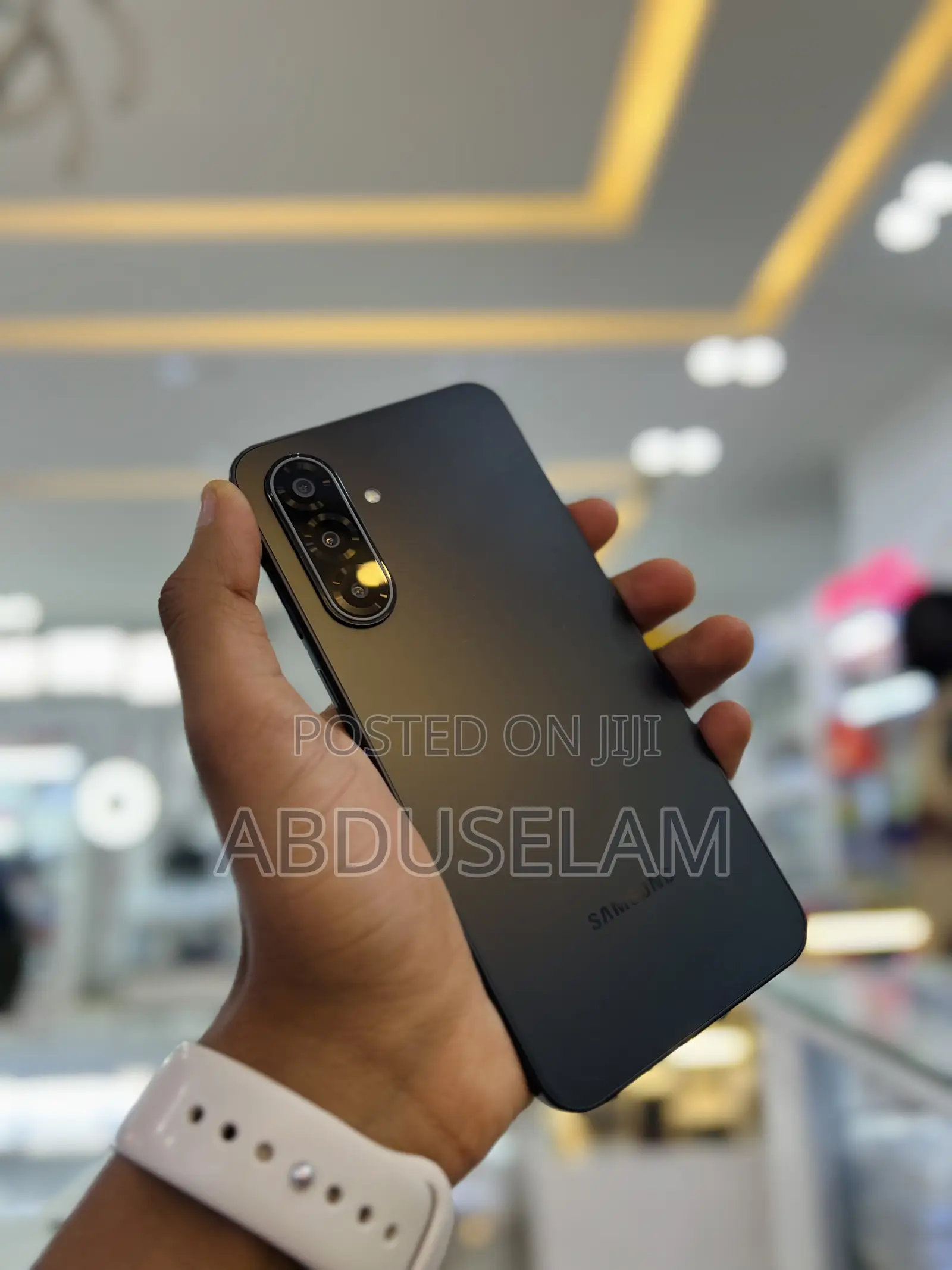 New Samsung Galaxy A17 5G 256 GB
