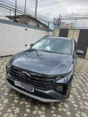 Hyundai Tucson 2021 Green