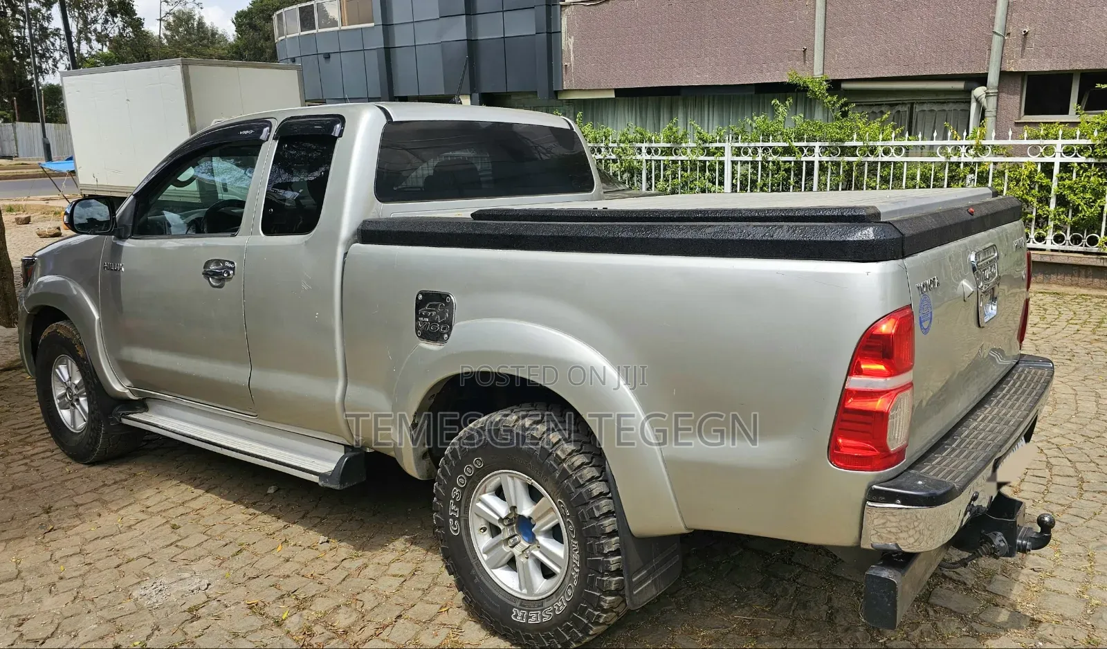 Toyota Hilux 2013 Gold