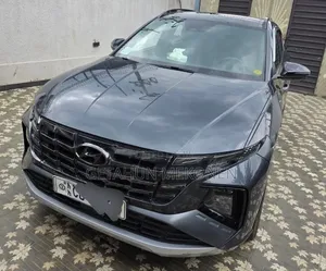 Hyundai Tucson 2021 Green