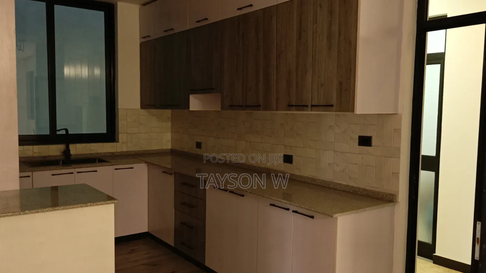 6bdrm House in Addis Ababa Semit, Bole for sale