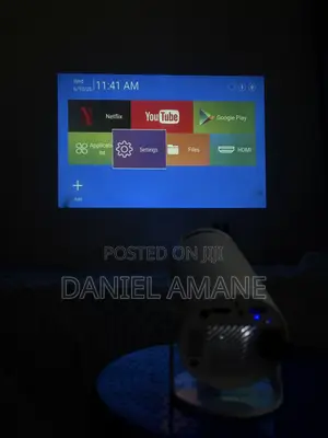 Hy300 Smart Mini Projector