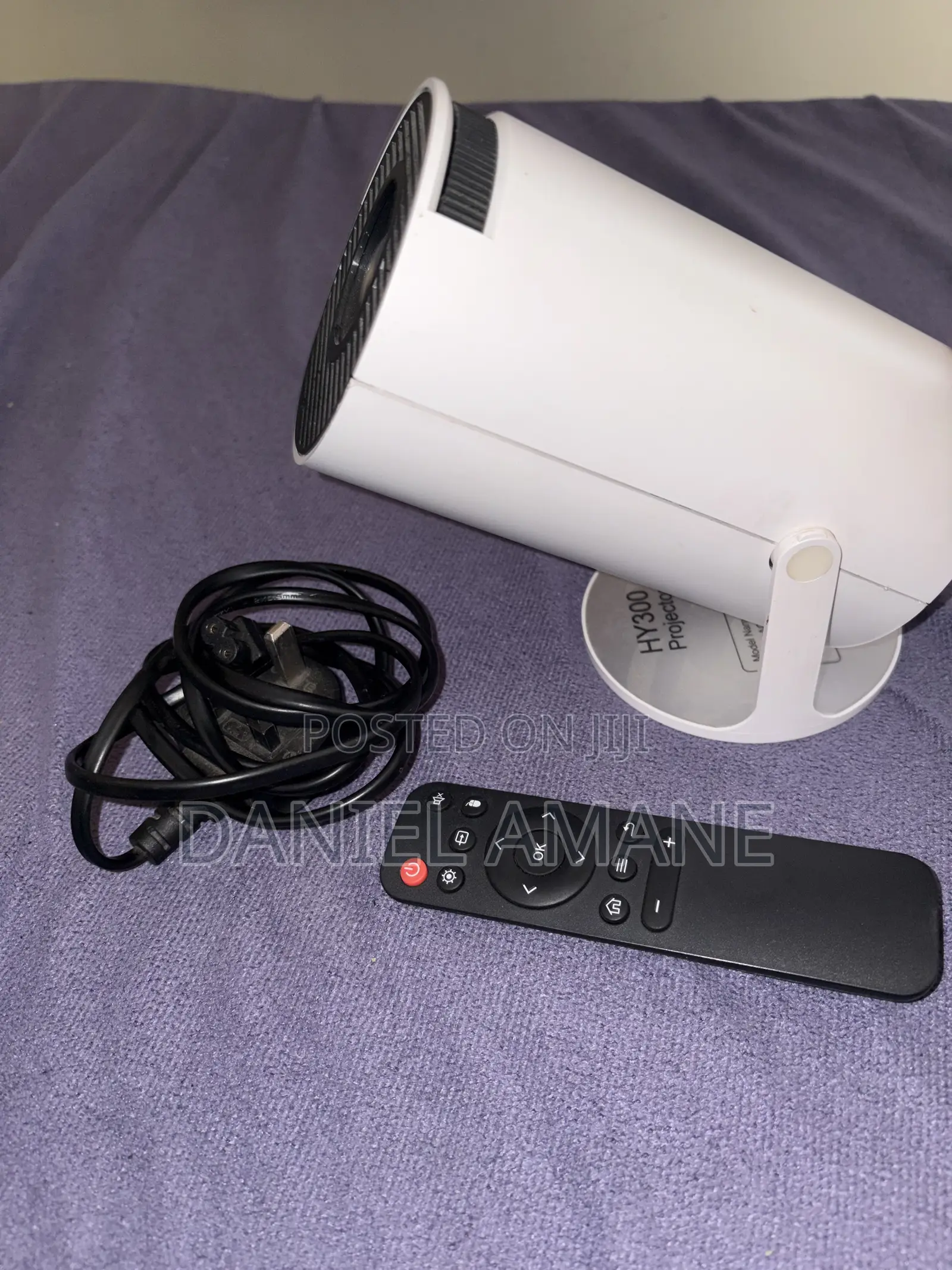 Hy300 Smart Mini Projector