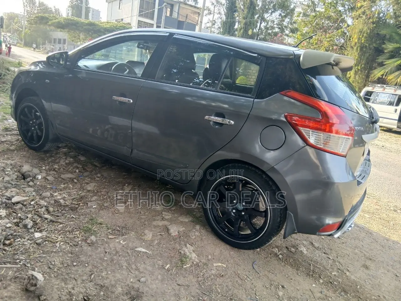 Toyota Yaris 2016 Black