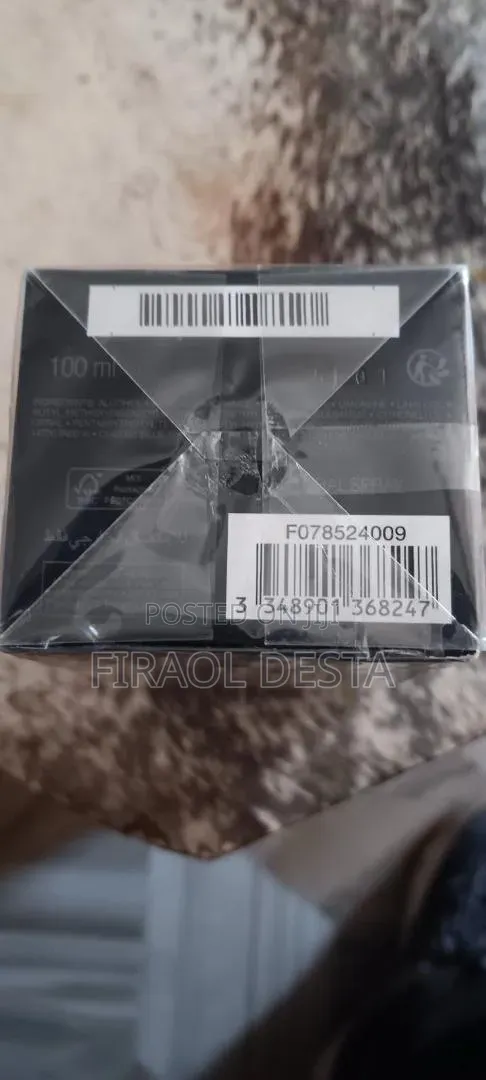 Christian Dior Sauvage Eau De Parfum for Men.