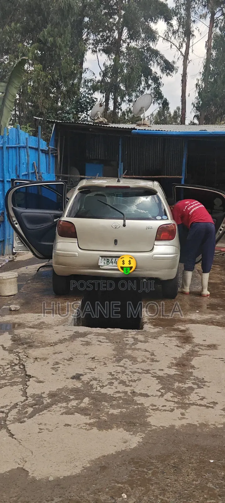 Toyota Vitz 2004 Brown