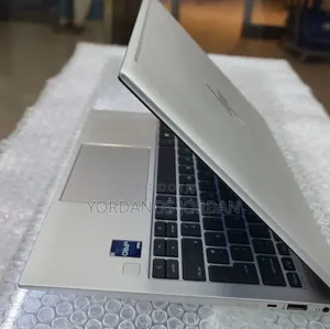 New Laptop HP EliteBook 830 G9 16GB Intel Core i5 SSD 512GB