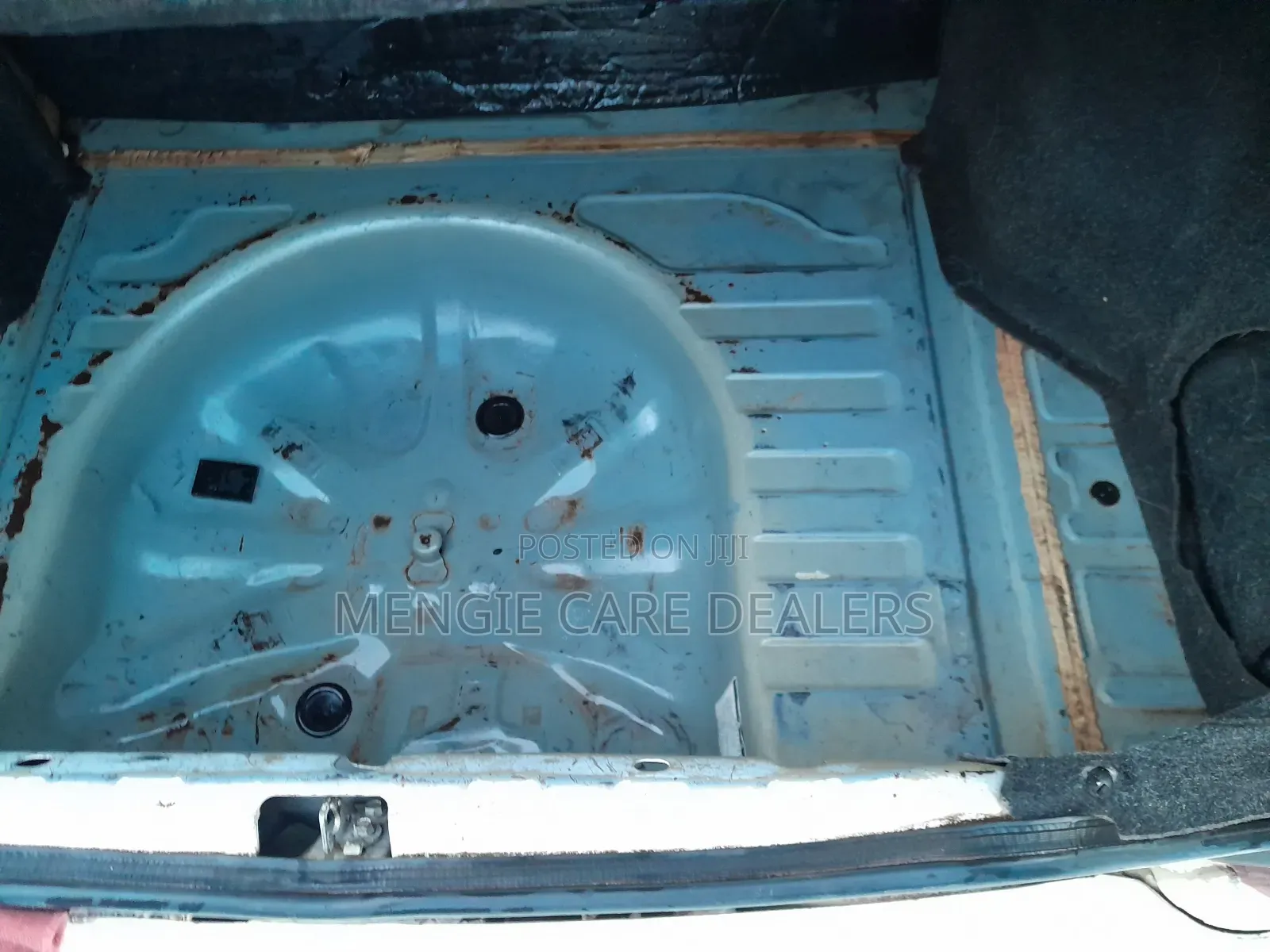 Toyota Platz 2001 White
