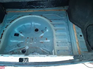 Toyota Platz 2001 White