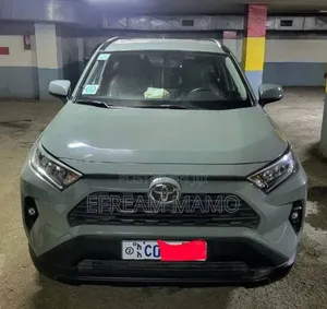 Toyota RAV4 2021
