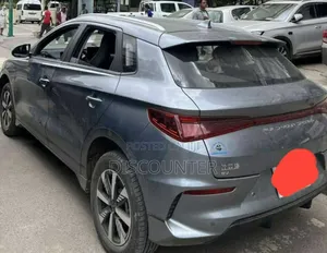 BYD E2 43 kWh 94 hp FWD 2025 Gray