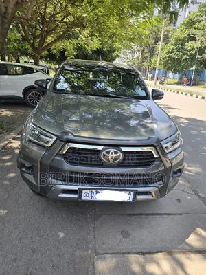 Toyota Hilux 2021