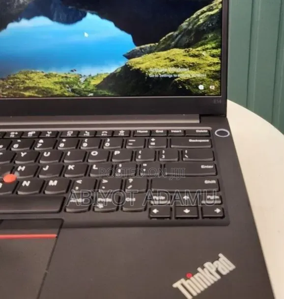 New Laptop Lenovo ThinkPad E14 Gen 6 16GB Intel Core i7 SSD 512GB