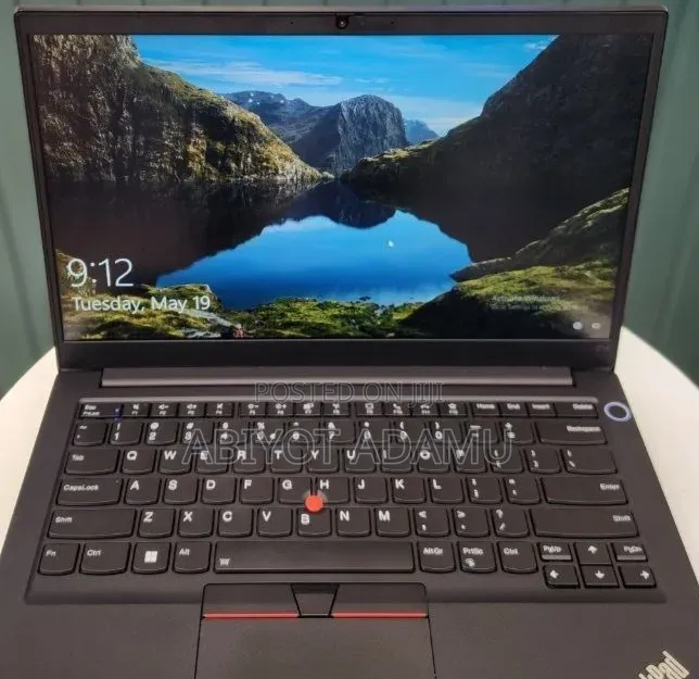 New Laptop Lenovo ThinkPad E14 Gen 6 16GB Intel Core i7 SSD 512GB