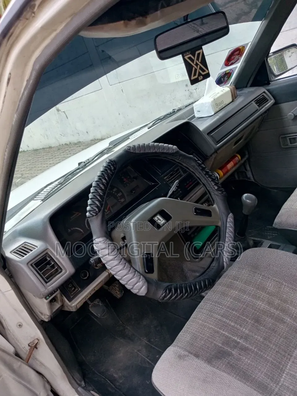 Toyota Corolla 1986 White