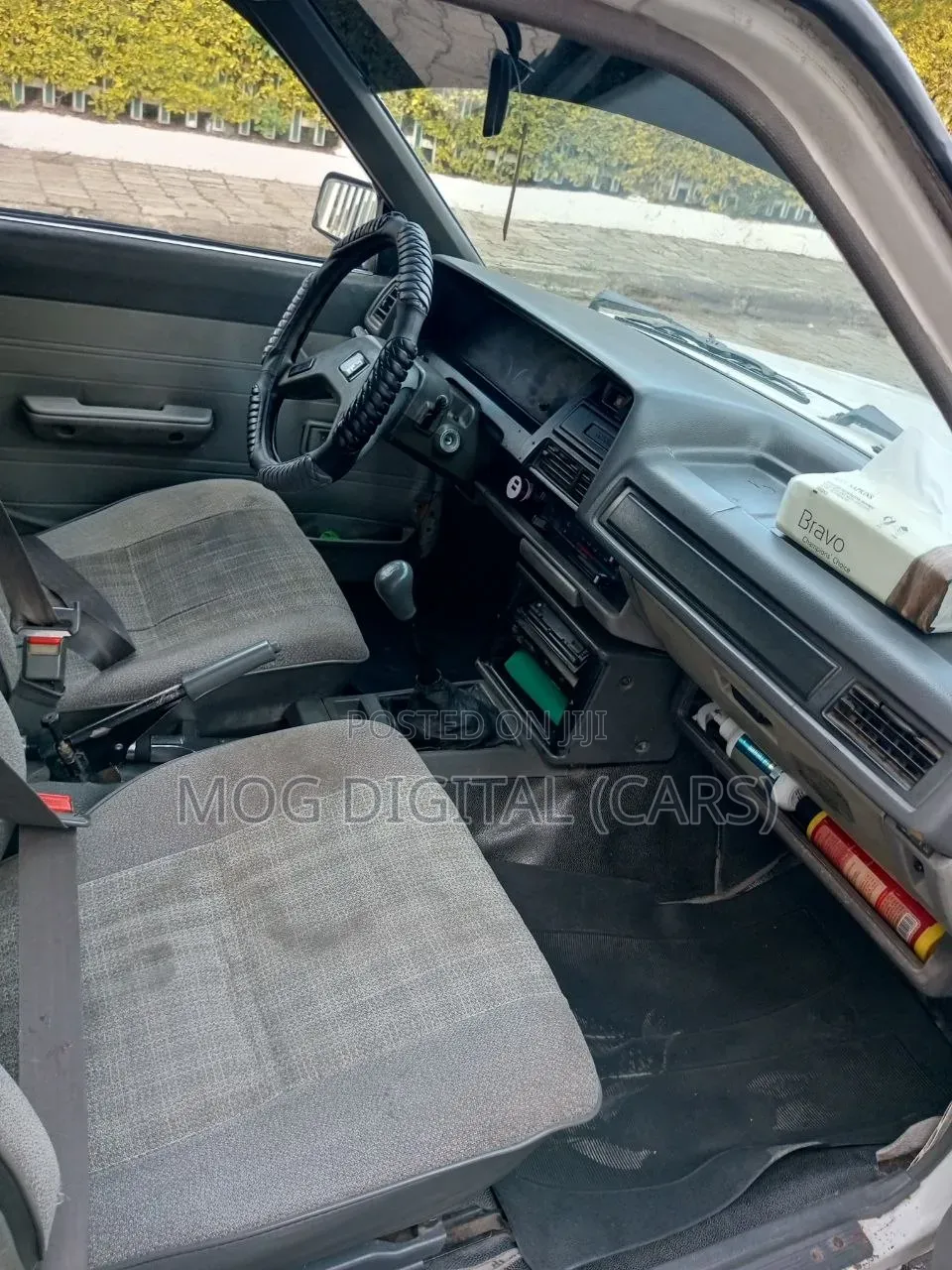 Toyota Corolla 1986 White