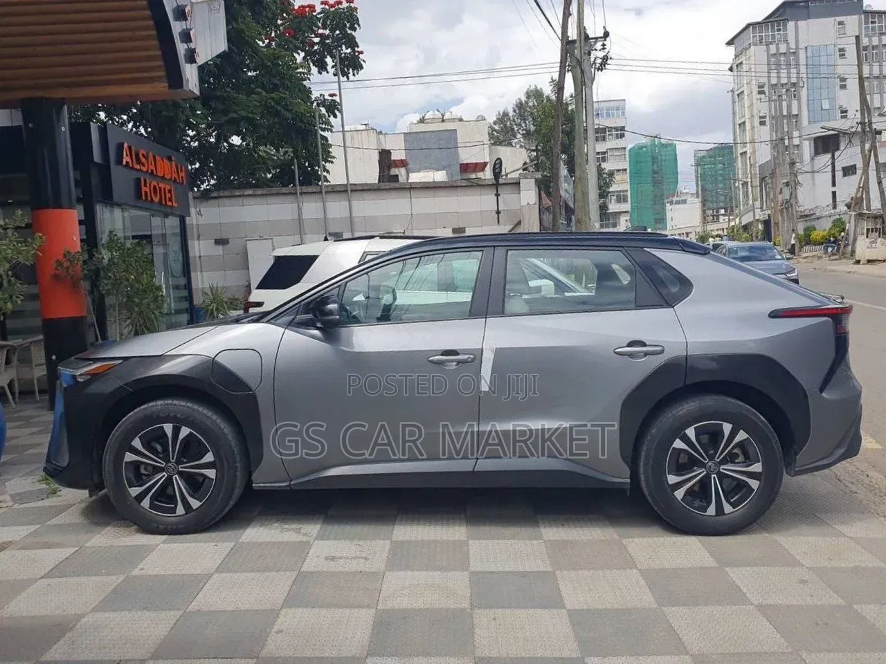 Toyota bZ4X 71.4 kWh FWD 2023 Gray