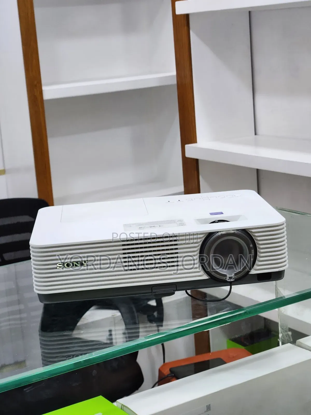 Sony Vpl -dx221