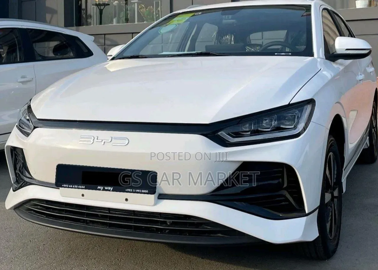 New BYD E2 43 kWh 94 hp FWD 2025 White