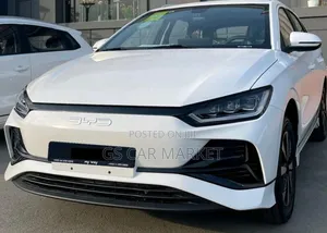 New BYD E2 43 kWh 94 hp FWD 2025 White