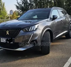 Peugeot 5008 2022 Gray