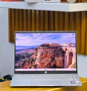 New Laptop HP Pavilion 14 16GB Intel Core i5 SSD 512GB
