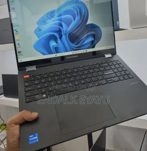 New Laptop Asus VivoBook 15 X505BA 16GB Intel Core i5 SSD 512GB
