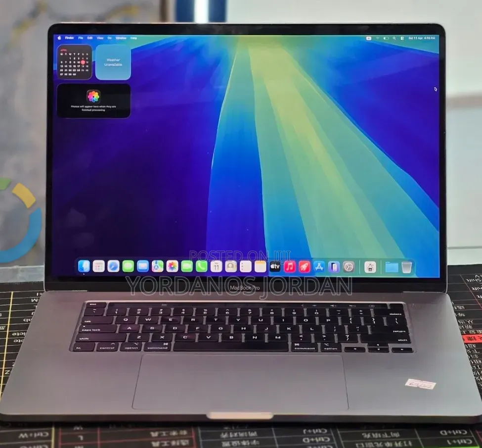 New Laptop Apple MacBook Pro 2019 64GB Intel Core i9 SSD 512GB