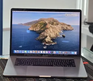New Laptop Apple MacBook Pro 2018 32GB Intel Core i7 SSD 1T