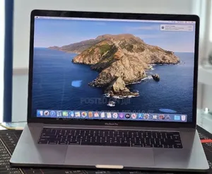 New Laptop Apple MacBook Pro 2018 32GB Intel Core i7 SSD 1T