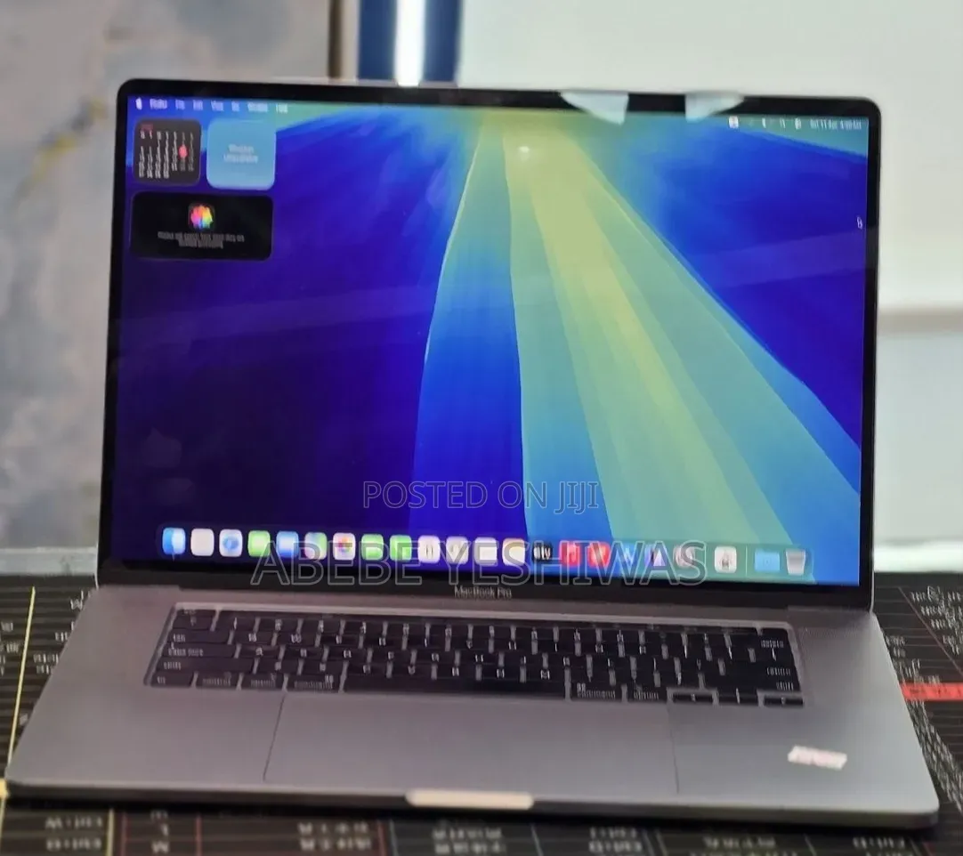 New Laptop Apple MacBook Pro 2019 64GB Intel Core i9 SSD 512GB
