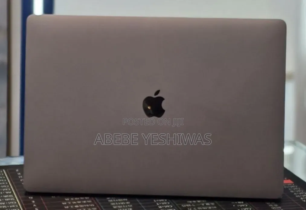 New Laptop Apple MacBook Pro 2019 64GB Intel Core i9 SSD 512GB