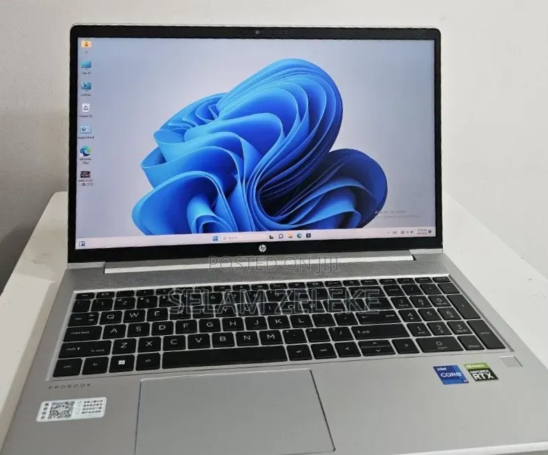 New Laptop HP 16GB Intel Core i7 SSD 1T
