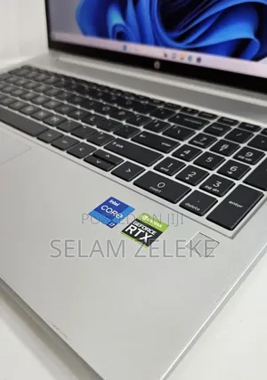 New Laptop HP 16GB Intel Core i7 SSD 1T