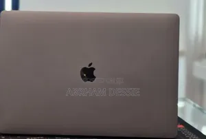 New Laptop Apple MacBook Pro 2019 64GB Intel Core i9 SSD 512GB