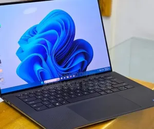 New Laptop Dell 16GB Intel Core i7 SSD 512GB